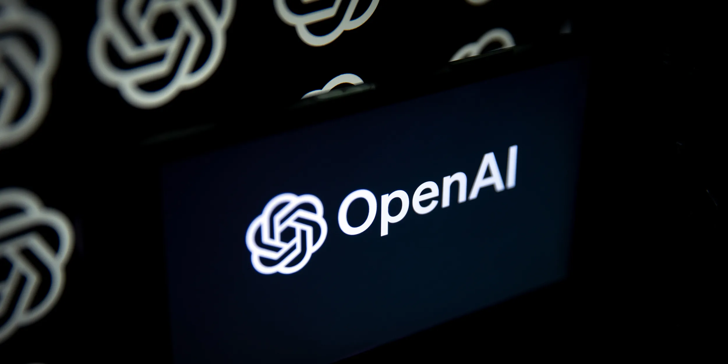 OpenAI обговорює можливість залучення нових інвестицій, при цьому компанію оцінюють у понад $100 мільярдів  --  Finance.ua