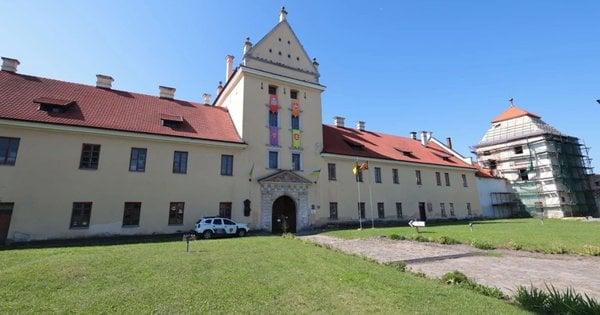 Гостинний будинок Жовківського замку буде реконструйовано за приблизно 3 мільйони гривень.